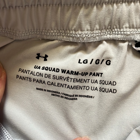 BNWOT light gray under Armour squad warm up pant - Picture 2 of 16
